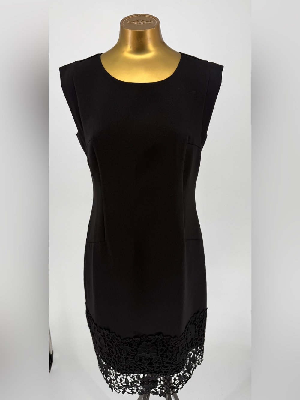 Ann Taylor Classic Black Sleeveless Sheath Dress with Lace Hem Size 8